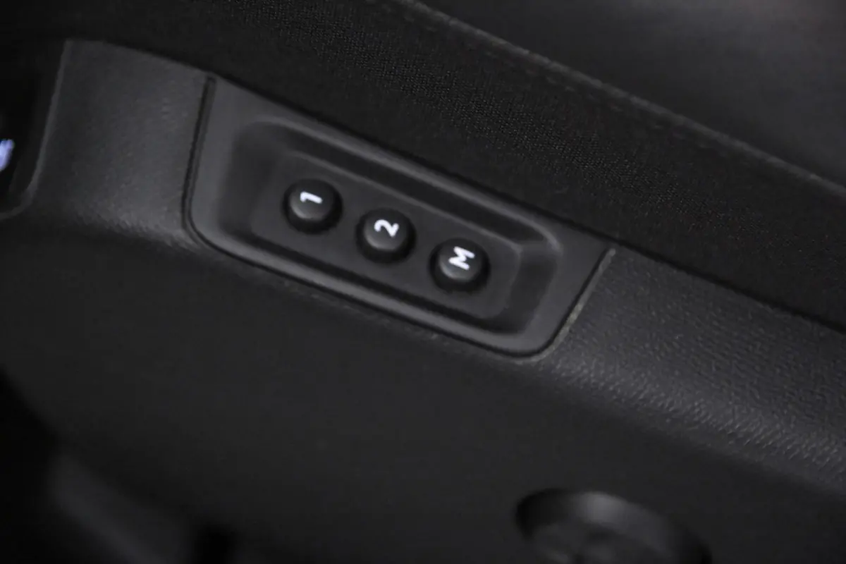 1.6 Plug-in Hybrid Shine *1ste Eigenaar*Trekhaak*