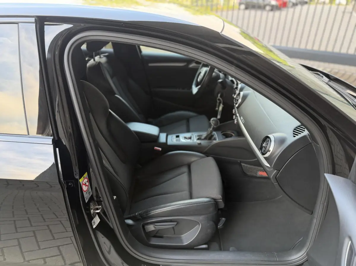 30 TFSI S-LINE | BLACK PAKKET | NAP | TREKHAAK