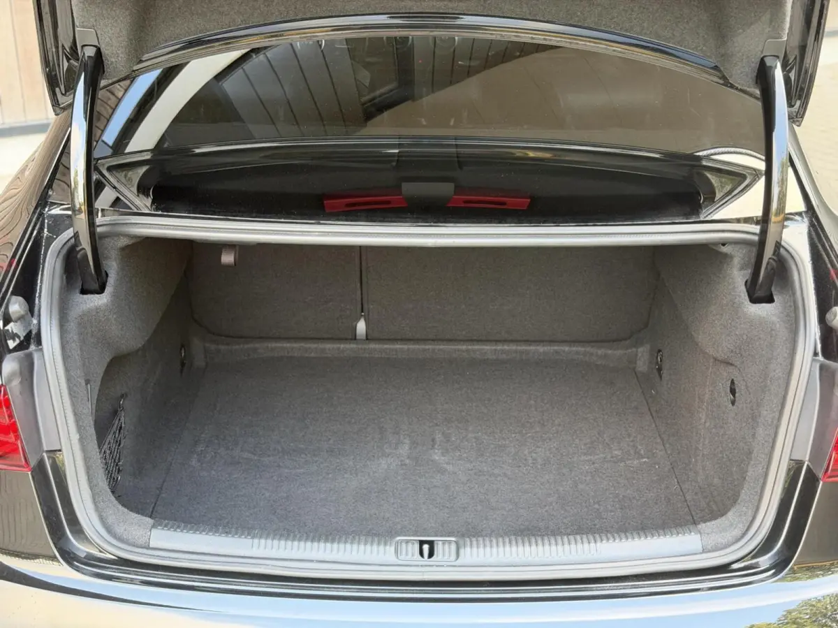 30 TFSI S-LINE | BLACK PAKKET | NAP | TREKHAAK