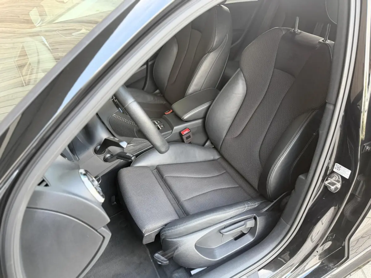 30 TFSI S-LINE | BLACK PAKKET | NAP | TREKHAAK