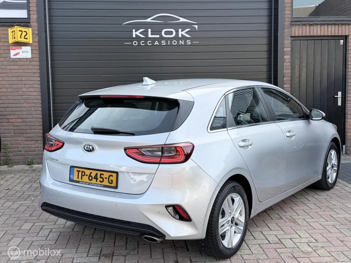 1.0 T-GDi DynamicLine Camera Cruise Dealeronderhoud