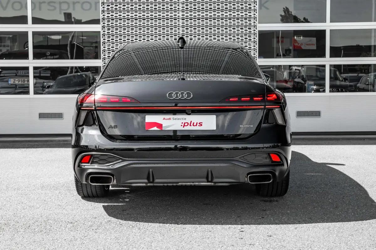 2.0 e-hybrid quattro S edition Competition | Glazen Panoramadak | Luchtvering | Bang & Olufsen | 360 Camera |