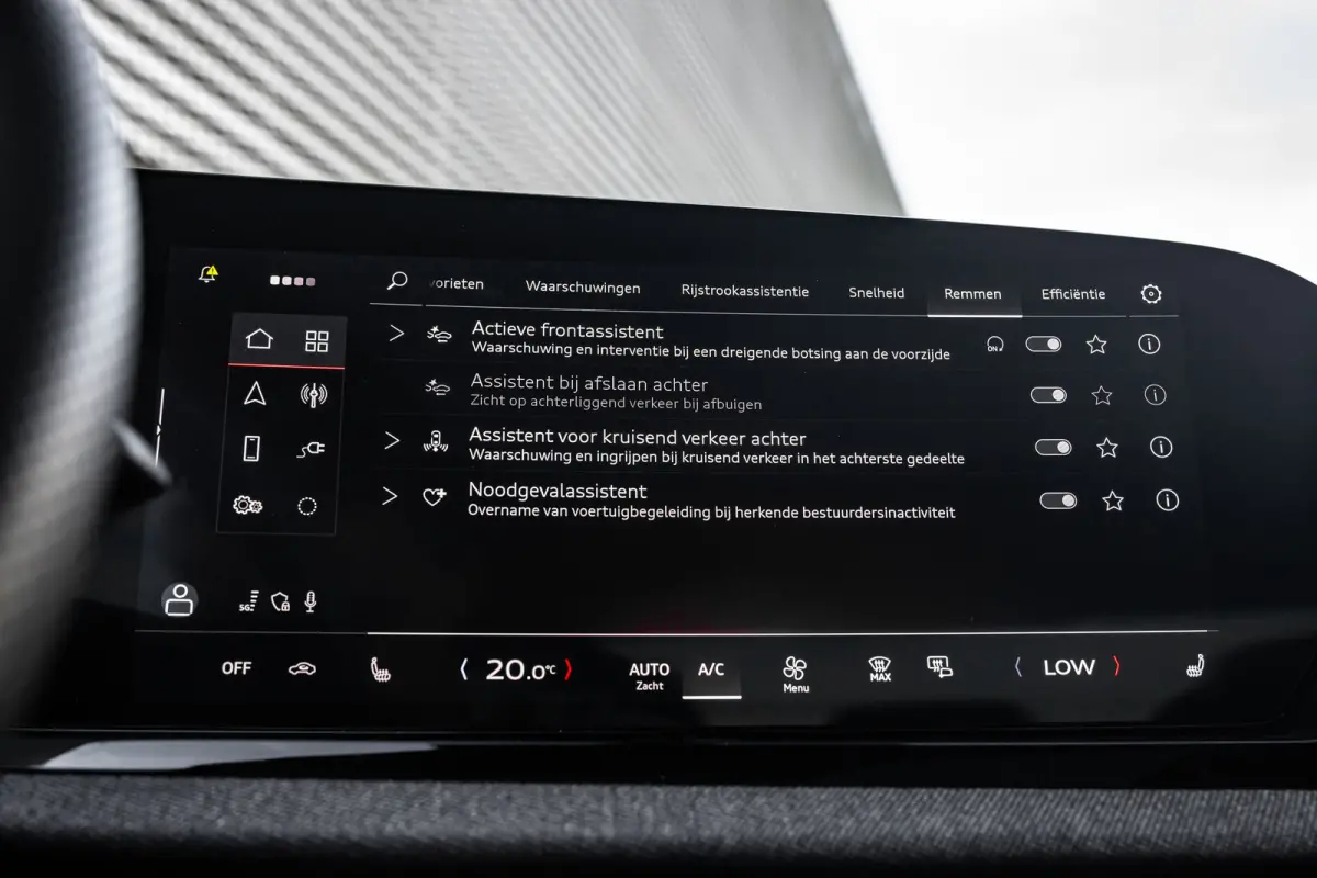 2.0 e-hybrid quattro S edition Competition | Glazen Panoramadak | Luchtvering | Bang & Olufsen | 360 Camera |