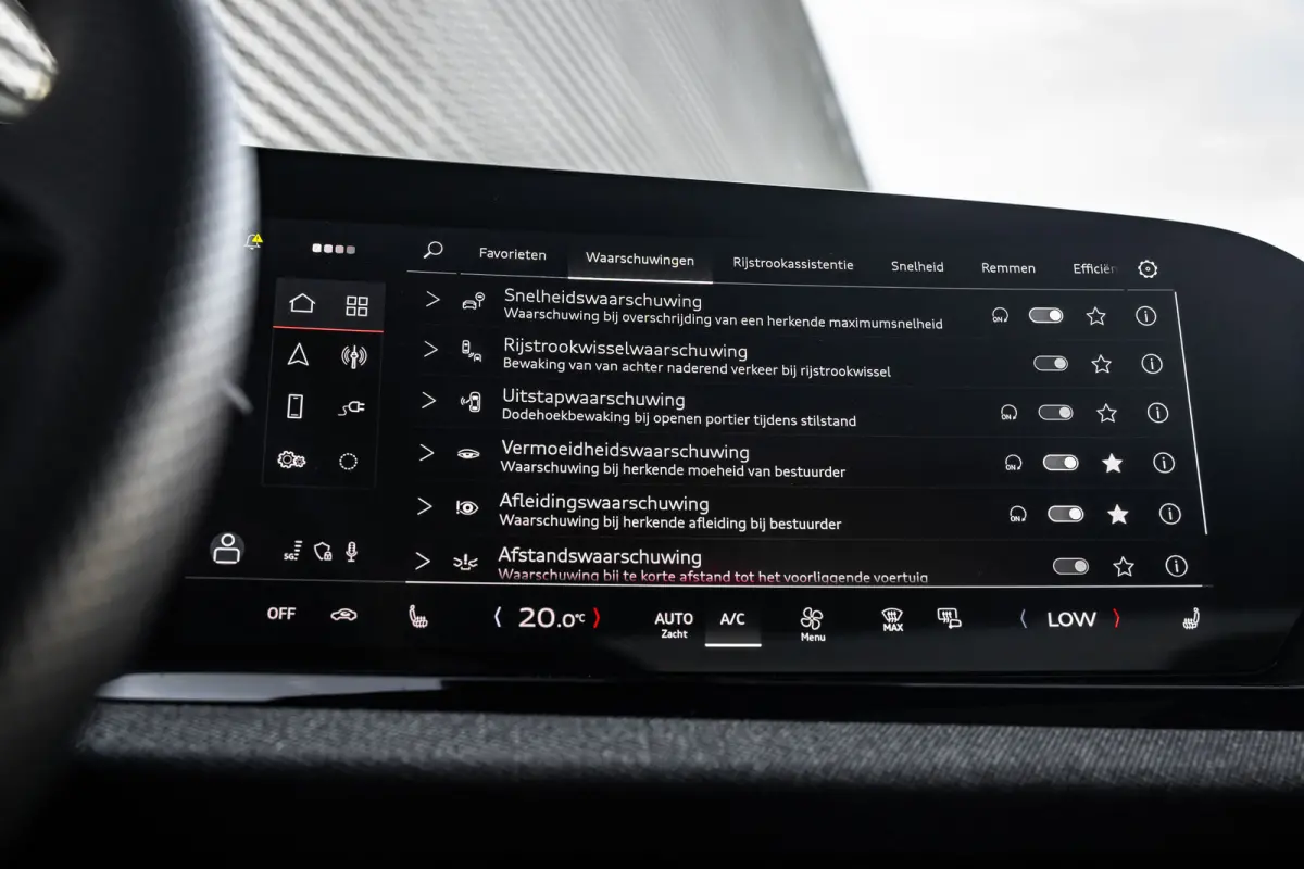 2.0 e-hybrid quattro S edition Competition | Glazen Panoramadak | Luchtvering | Bang & Olufsen | 360 Camera |