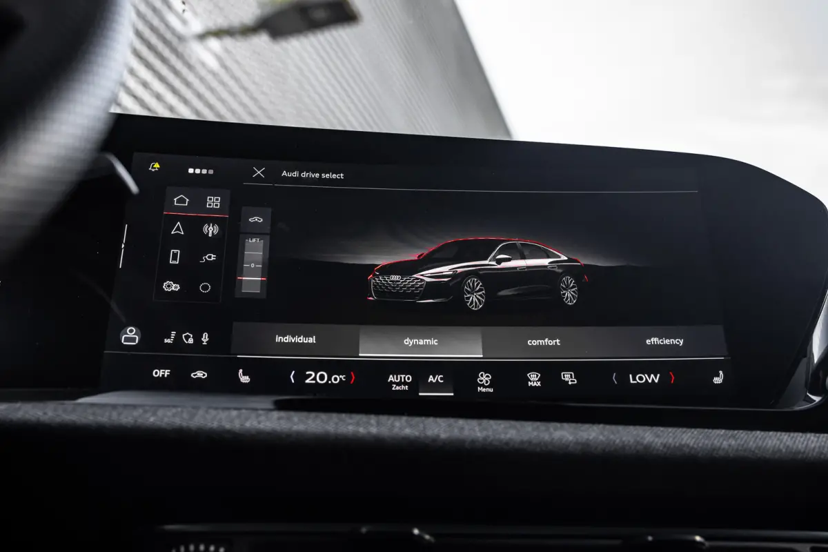 2.0 e-hybrid quattro S edition Competition | Glazen Panoramadak | Luchtvering | Bang & Olufsen | 360 Camera |