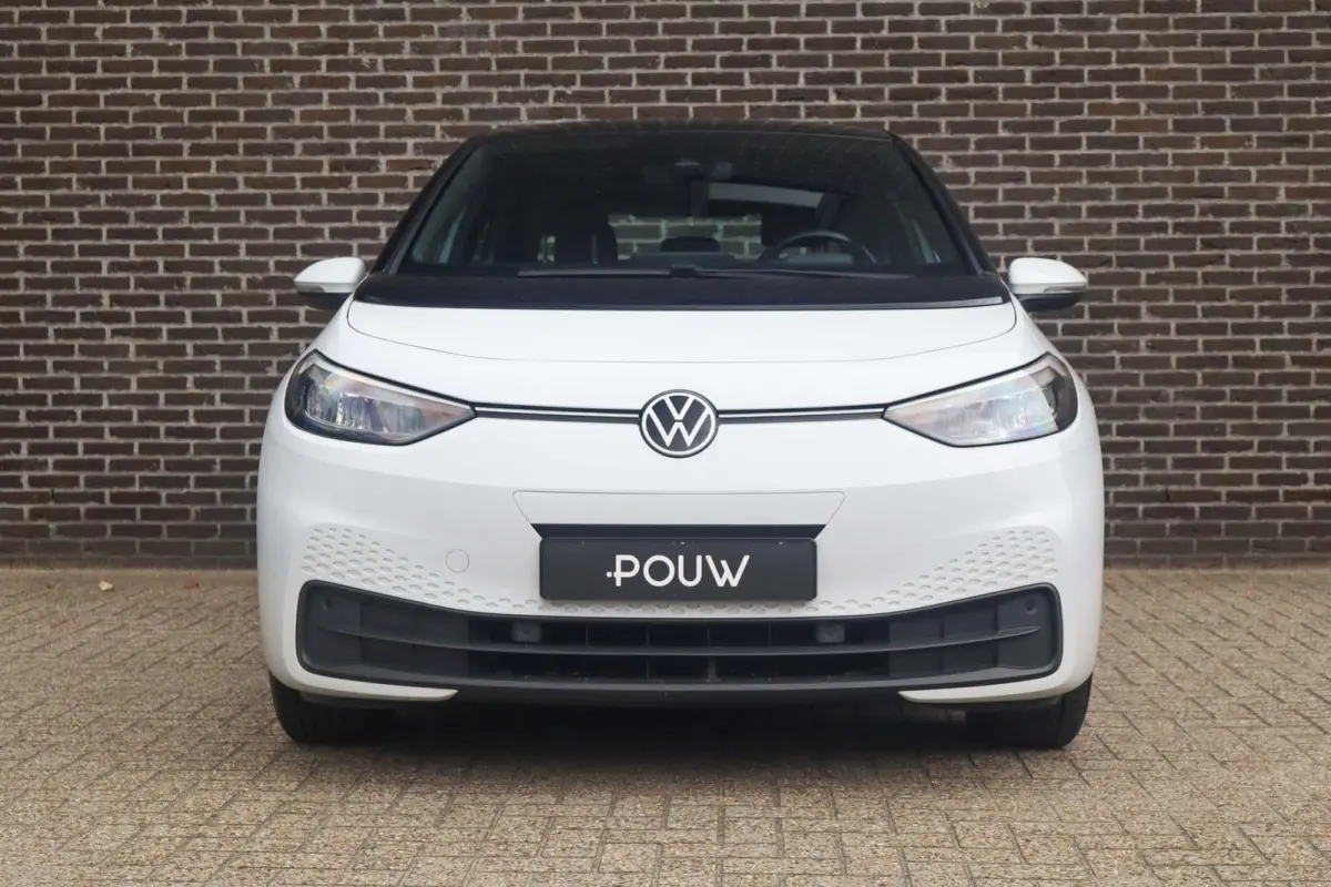 145pk Pro 58 kWh | SoH 93% | Navigatie | All Seasonbanden | Volautomatische Airconditioning