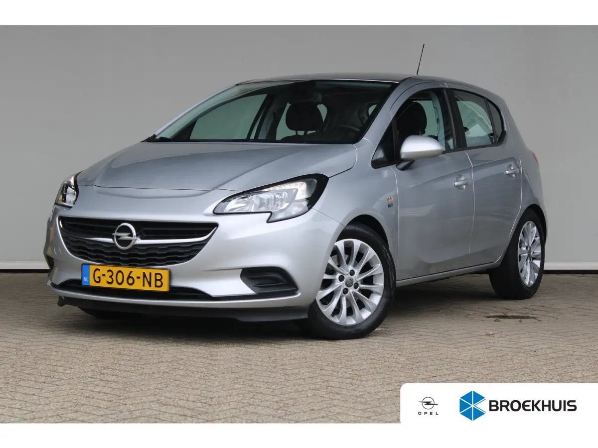 1.0 Turbo 120 Jaar Edition | Navigatie | Climate control | Cruise control | Elektrische ramen voor |
