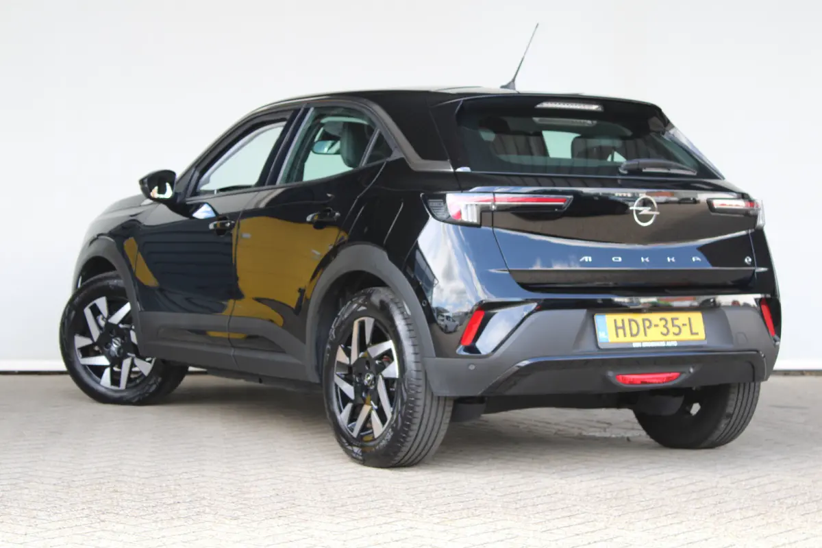 Level 3 50 kWh Elegance | Warmtepomp | Winterpakket | Climate control | Dode-hoek detectie | Keyless start |