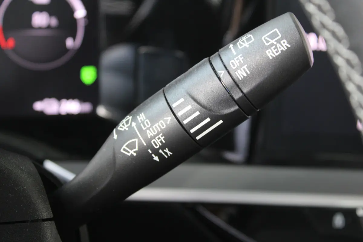Level 3 50 kWh Elegance | Warmtepomp | Winterpakket | Climate control | Dode-hoek detectie | Keyless start |
