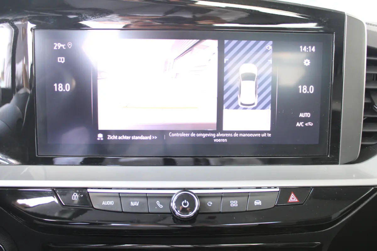 Level 3 50 kWh Elegance | Warmtepomp | Winterpakket | Climate control | Dode-hoek detectie | Keyless start |