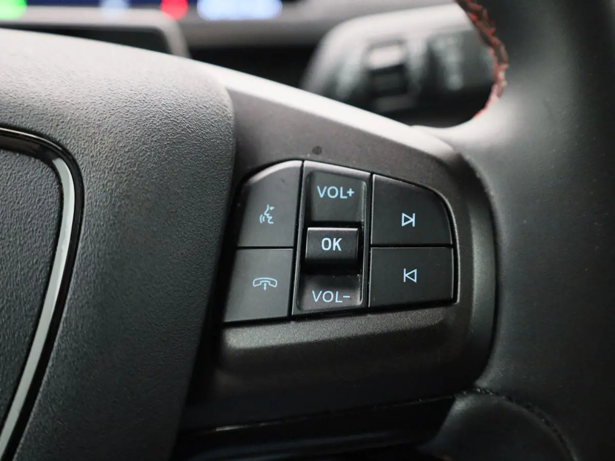 AWD 75 kWh | Pano | Adaptive Cruise | Stoel/Stuurverwarming | B&O | 360 Camera | Elektrische Achterklep |