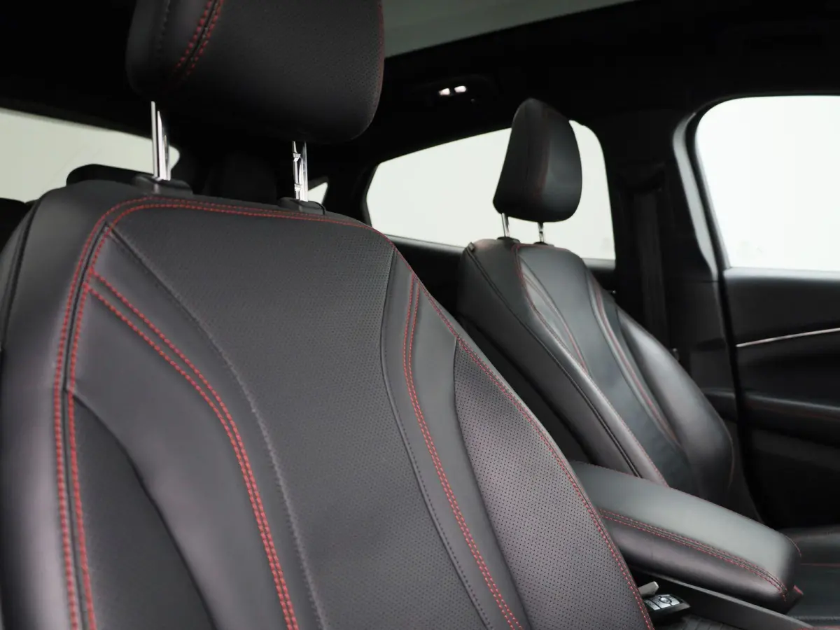 AWD 75 kWh | Pano | Adaptive Cruise | Stoel/Stuurverwarming | B&O | 360 Camera | Elektrische Achterklep |