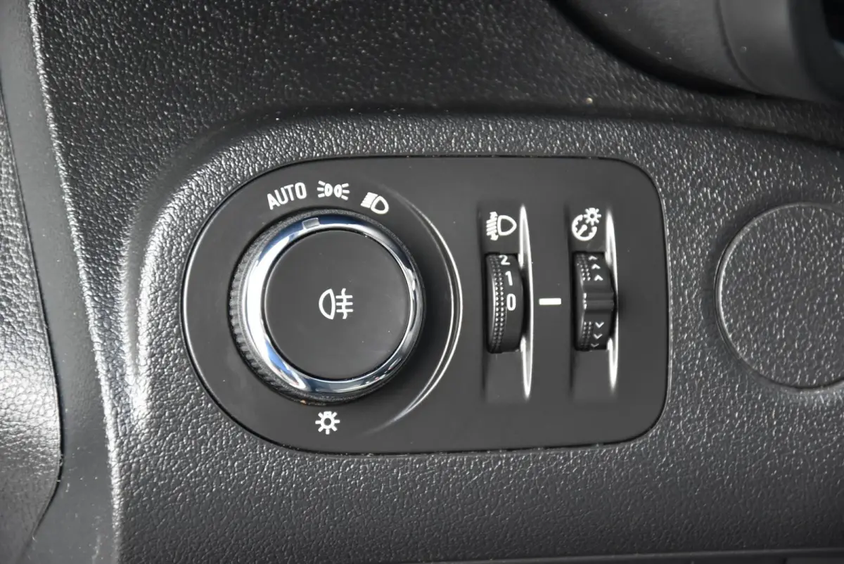 1.5D L2H1 XL Airco Cruise PDC Sortimo inrichting