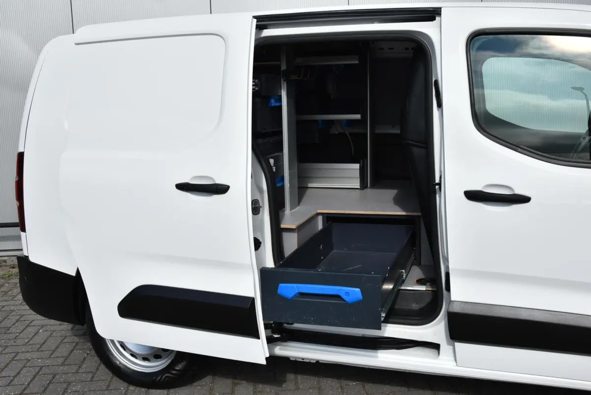 1.5D L2H1 XL Airco Cruise PDC Sortimo inrichting