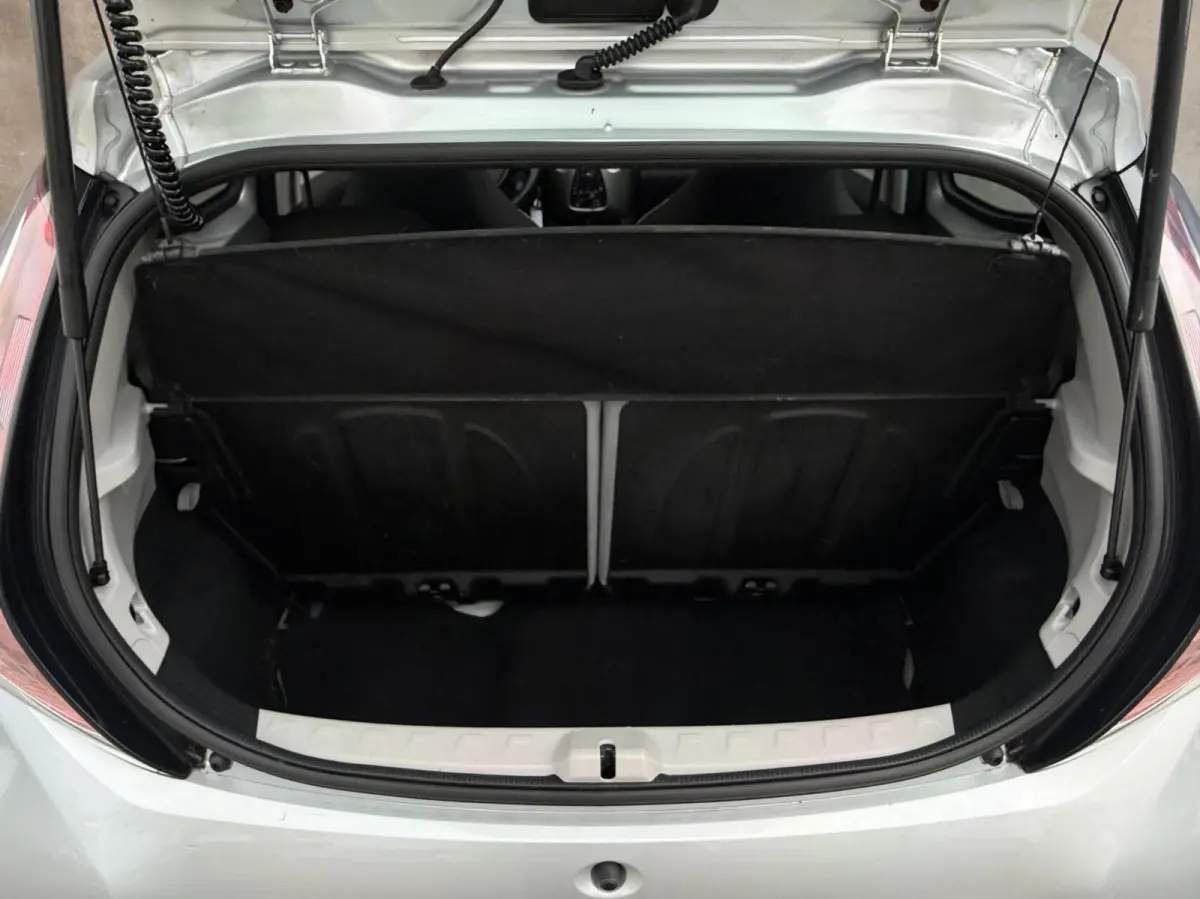 1.0 VVT-i x-wave | Cabrio dak | Camera | Cruise control | Lichtmetaal | Airco | Dealer onderhouden