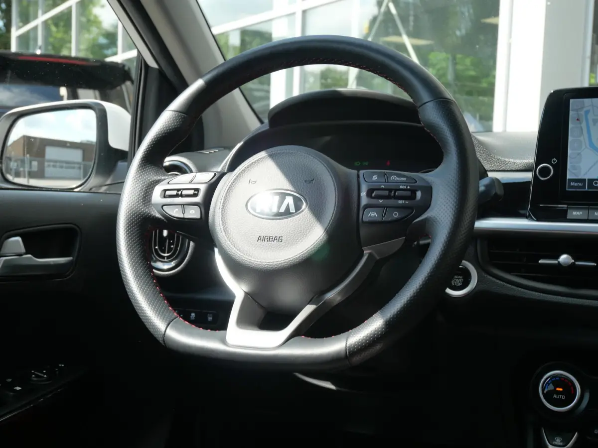 1.0 T-GDi GT-Line 5p | Cruise | Clima | Schuif-kanteldak | Stoel-stuurverwarming | Navi | Keyless | Carplay