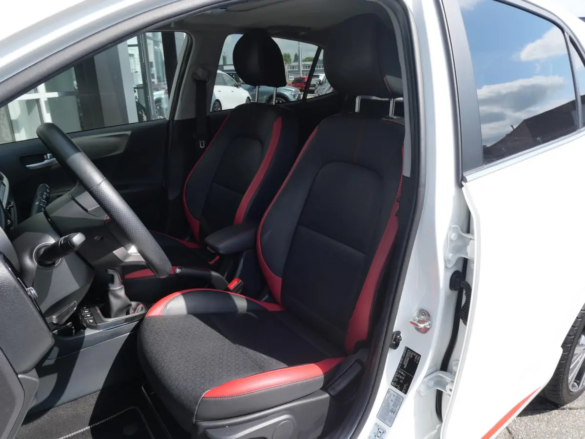 1.0 T-GDi GT-Line 5p | Cruise | Clima | Schuif-kanteldak | Stoel-stuurverwarming | Navi | Keyless | Carplay