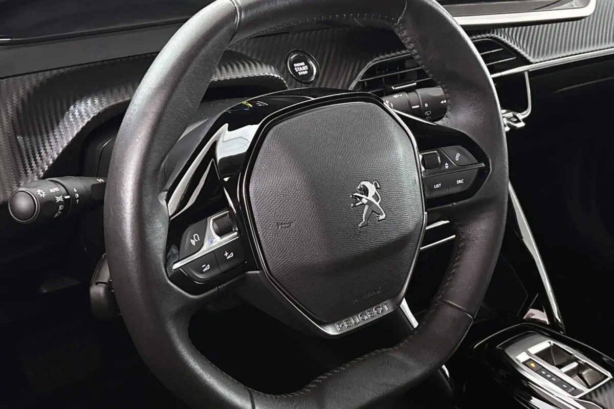 EV Allure 50 kWh SOH 100% Apple CarPlay Keyless