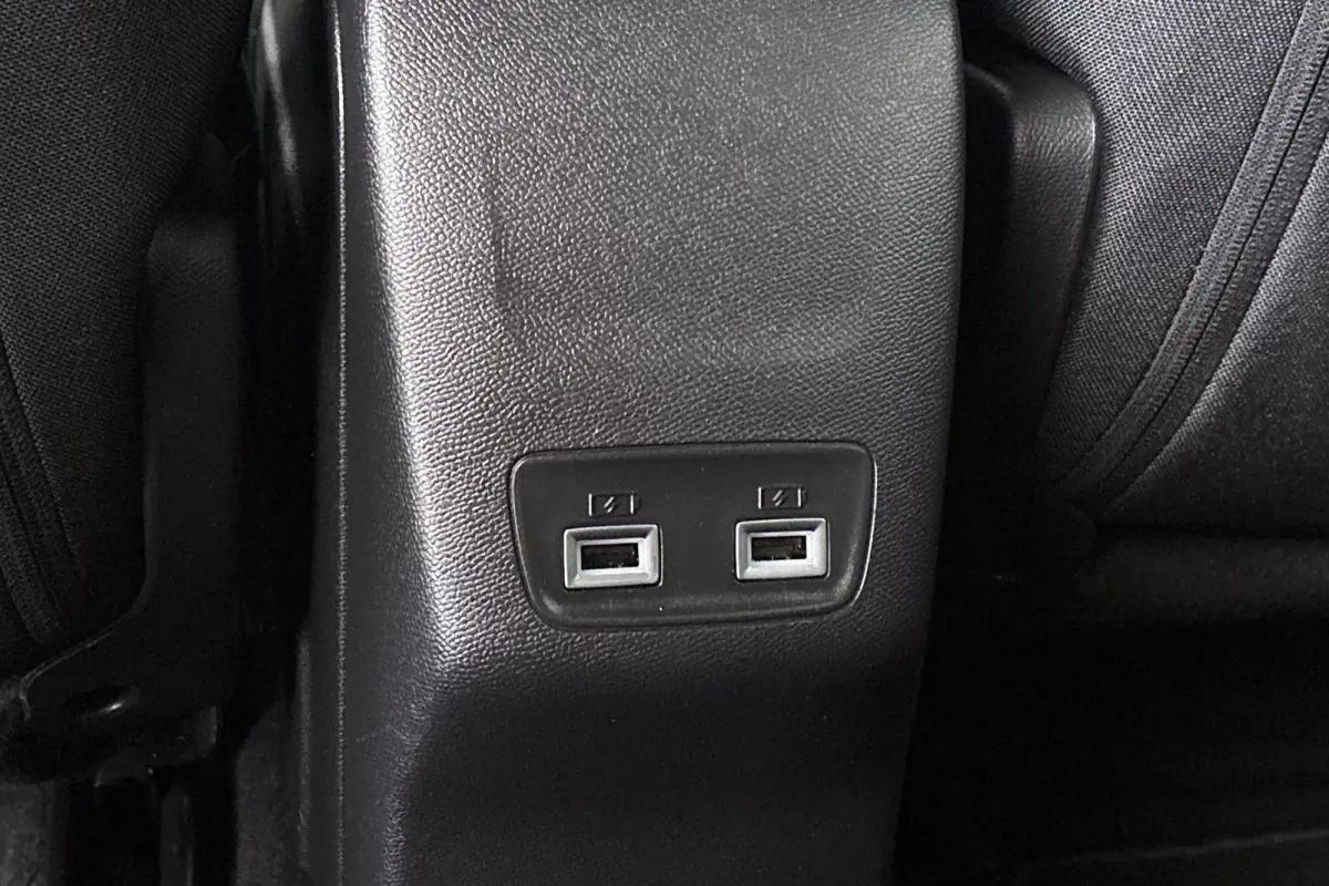 EV Allure 50 kWh SOH 100% Apple CarPlay Keyless