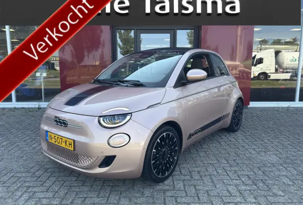 Icon 42 kWh | 17" La Prima velgen | Camera | Parkeersensoren | Comfort Pack Pack Winter | Pack Magic Eye