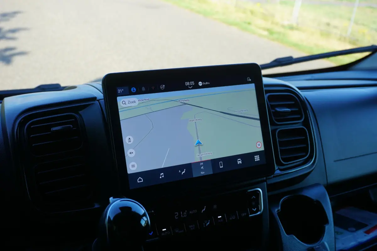 2.2 MultiJet 140 L2H2 3.5t Automaat in Topstaat |Trekhaak |Camera |Cruise |Navi |Carplay |Digitaal dashboard |Climate control |140 pk |Betimmering |1e eigenaar