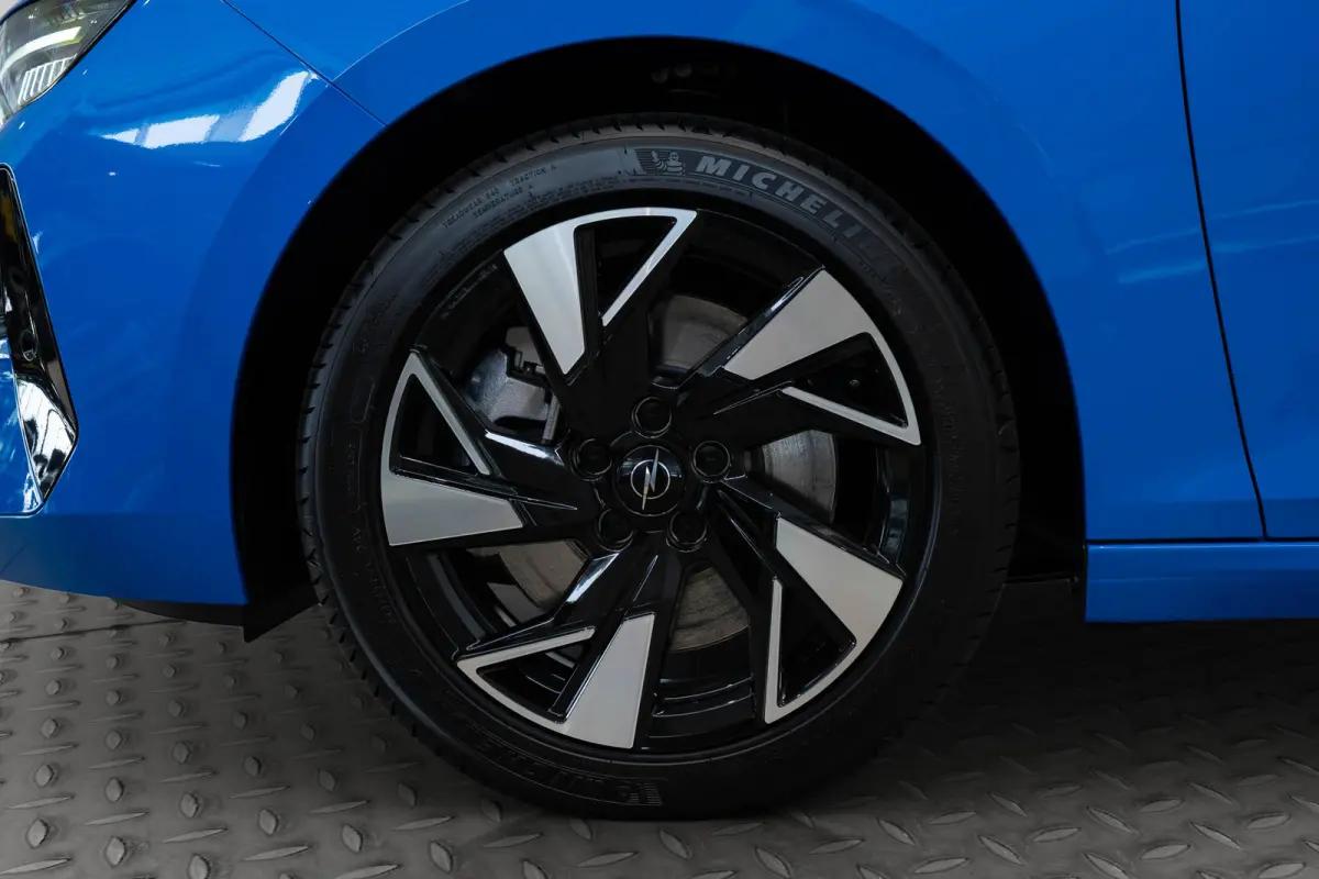 GS - Plug-In Hybrid | Trekhaak | Intelli-Lux Koplampen | Panoramisch zonnedak | Infotainment Pakket |