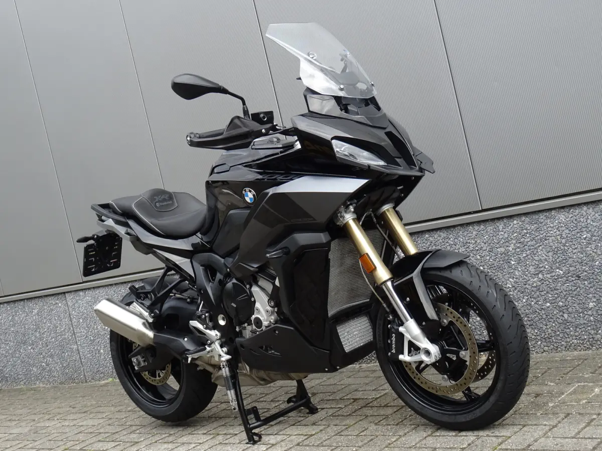 ABS TRIPLE BLACK