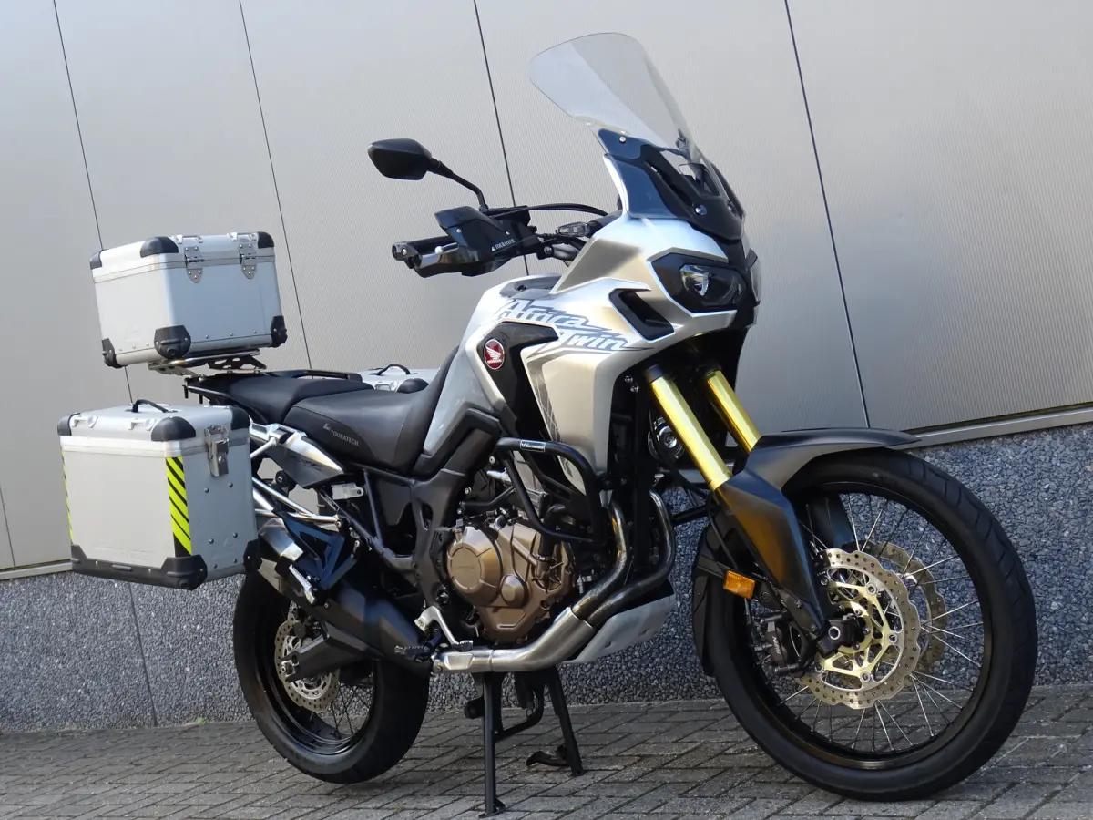 CRF 1000 AFRICA TWIN