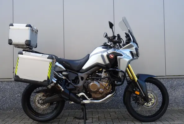 CRF 1000 AFRICA TWIN