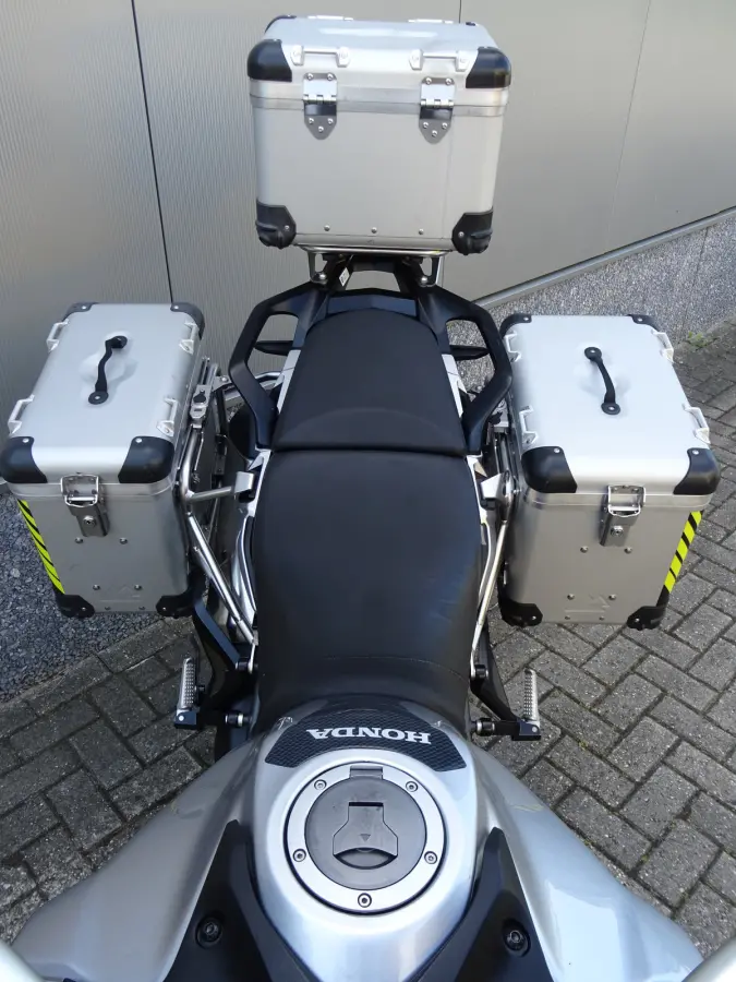 CRF 1000 AFRICA TWIN