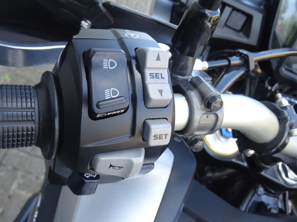 CRF 1000 AFRICA TWIN