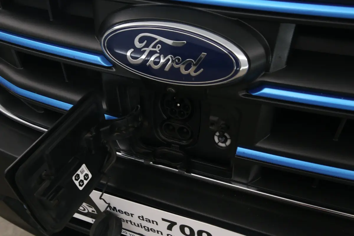 L3H2 68 kWh 184PK | Snelladen | SOH 95% | 360° Camera | Airco | Cruise | 3 Zits | Carplay | Parkeersens.