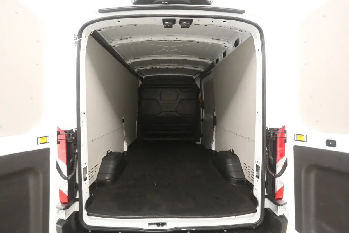 L3H2 68 kWh 184PK | Snelladen | SOH 95% | 360° Camera | Airco | Cruise | 3 Zits | Carplay | Parkeersens.