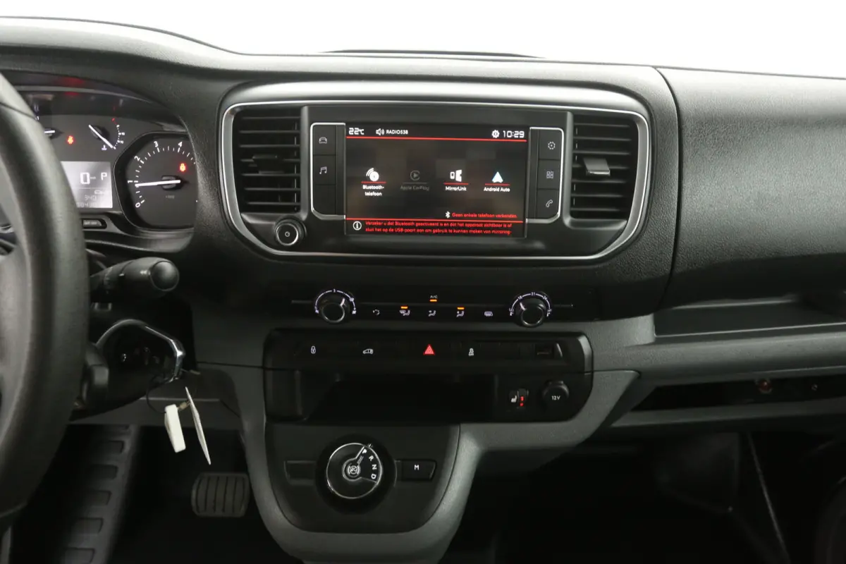 2.0 BlueHDI 180PK L3H1 | Marge | Automaat | Airco | Cruise | Camera | 3 Zits | Carplay | Parkeersens.