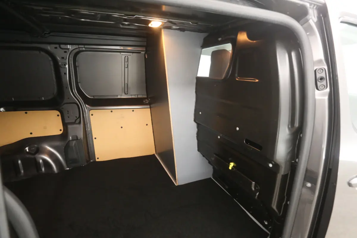 2.0 BlueHDI 180PK L3H1 | Marge | Automaat | Airco | Cruise | Camera | 3 Zits | Carplay | Parkeersens.