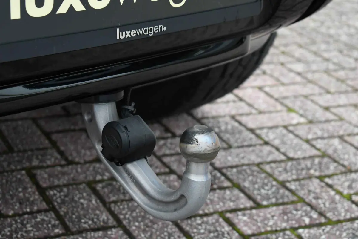 D250 3.0 SE Luchtv 22-Kahn Meridian Memory 360