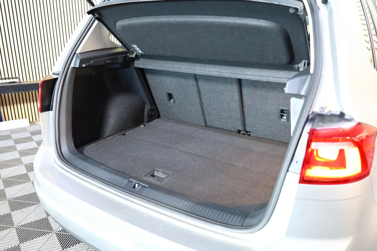 1.2 TSI AVM Business Edition Connected AIRCO CRUISE AUX PDC STOELVW"17