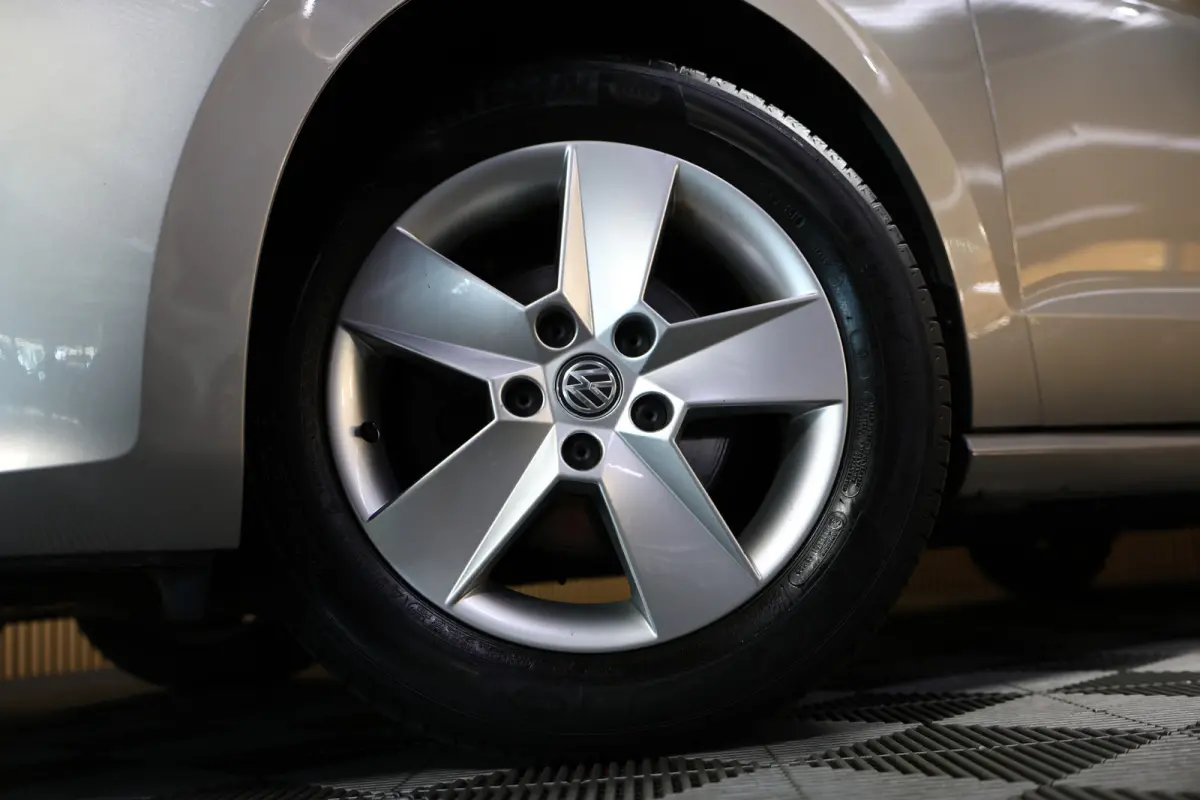 1.2 TSI AVM Business Edition Connected AIRCO CRUISE AUX PDC STOELVW"17
