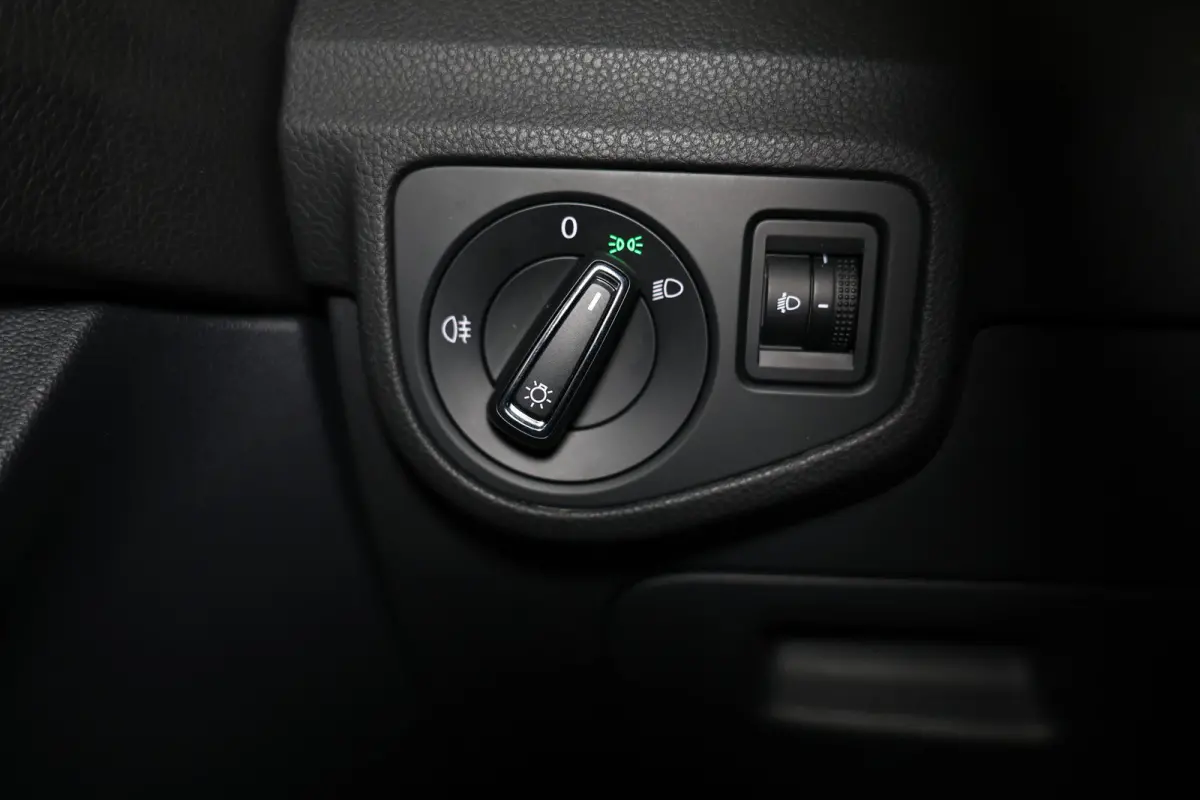 1.2 TSI AVM Business Edition Connected AIRCO CRUISE AUX PDC STOELVW"17