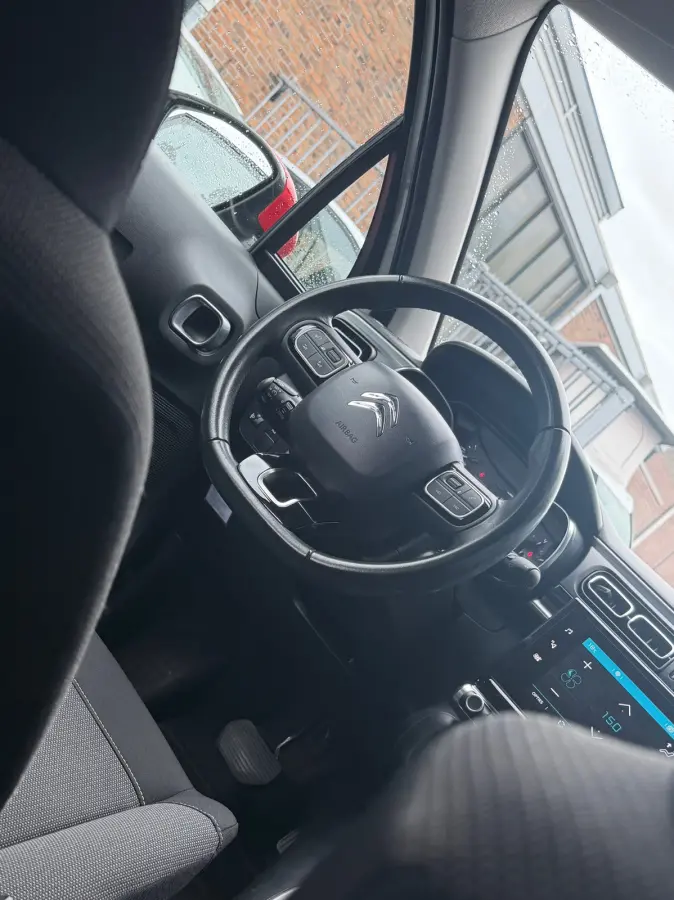 1.2 PureTech S&S Shine 110pk Automaat - Bancuise/Rouge Ardent - Carplay/Camera/Clima