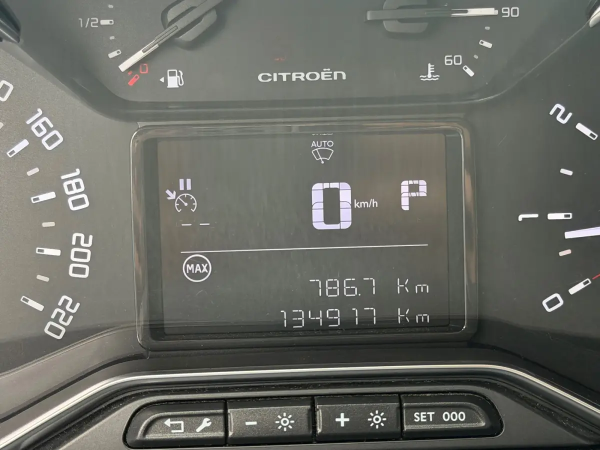 1.2 PureTech S&S Shine 110pk Automaat - Bancuise/Rouge Ardent - Carplay/Camera/Clima