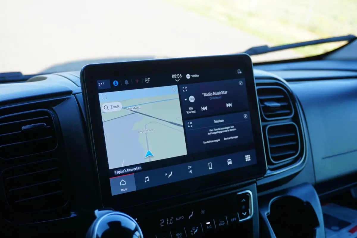 2.2 MultiJet 140 L2H2 3.5t Automaat in Topstaat |Trekhaak |Camera |Cruise |Navi |Carplay |Digitaal dashboard |Climate control |140 pk |Betimmering |1e eigenaar