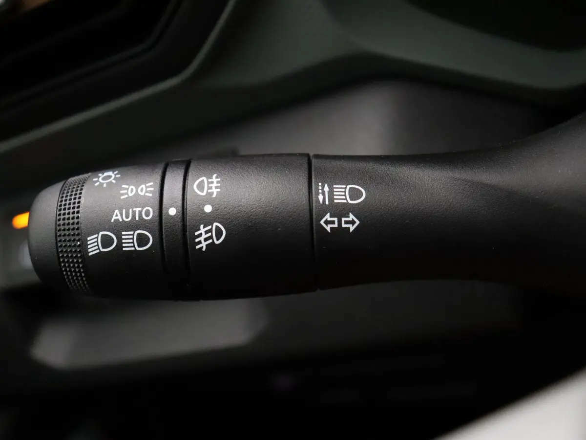 mild hybrid 140pk extreme | Navigatie | Auto. parkeerrem | Achteruitrijcamera | Climate control |