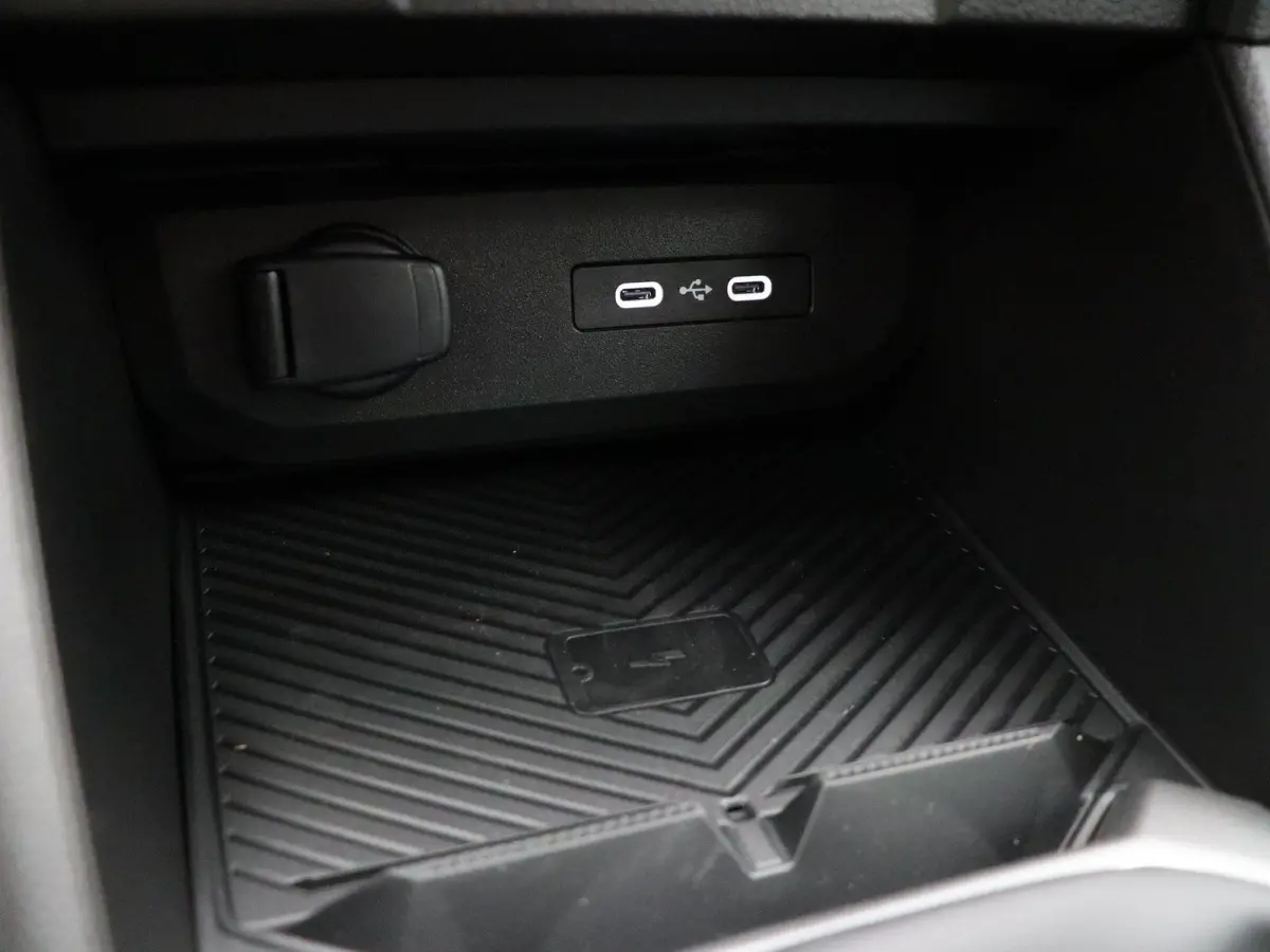 mild hybrid 140pk extreme | Navigatie | Auto. parkeerrem | Achteruitrijcamera | Climate control |