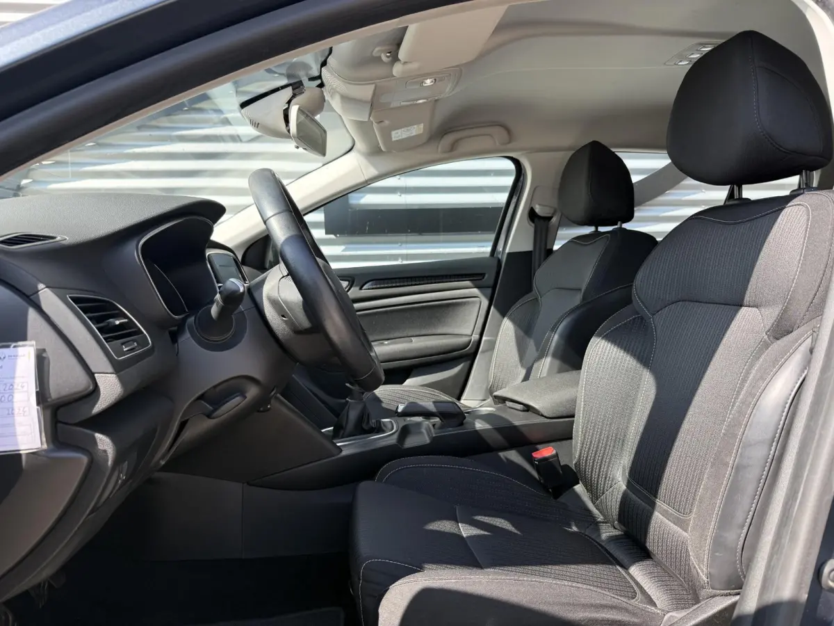 1.2 TCe Zen Navi|Clima|Cruise|Elek Ramen|LM Velgen|Trekhaak|N.A.P.|APK tot 02-2027