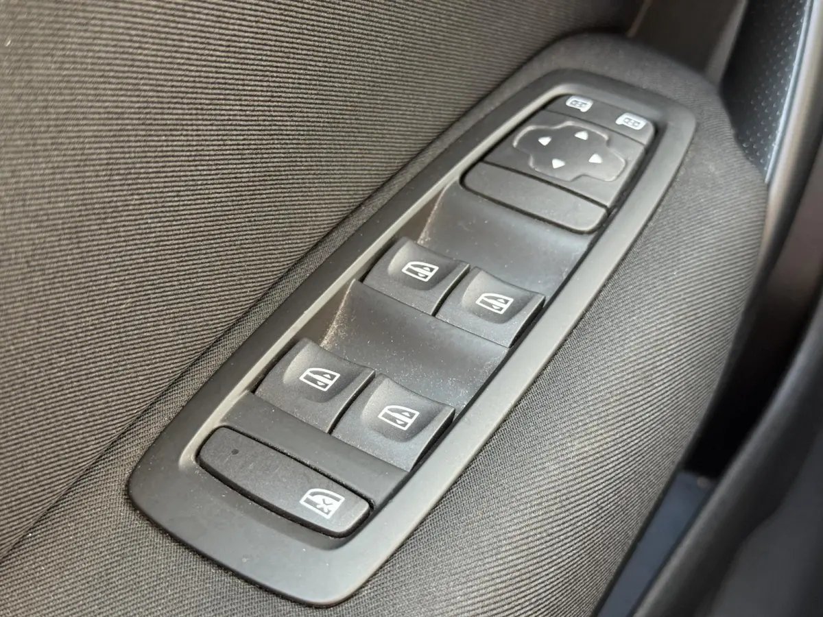 1.2 TCe Zen Navi|Clima|Cruise|Elek Ramen|LM Velgen|Trekhaak|N.A.P.|APK tot 02-2027