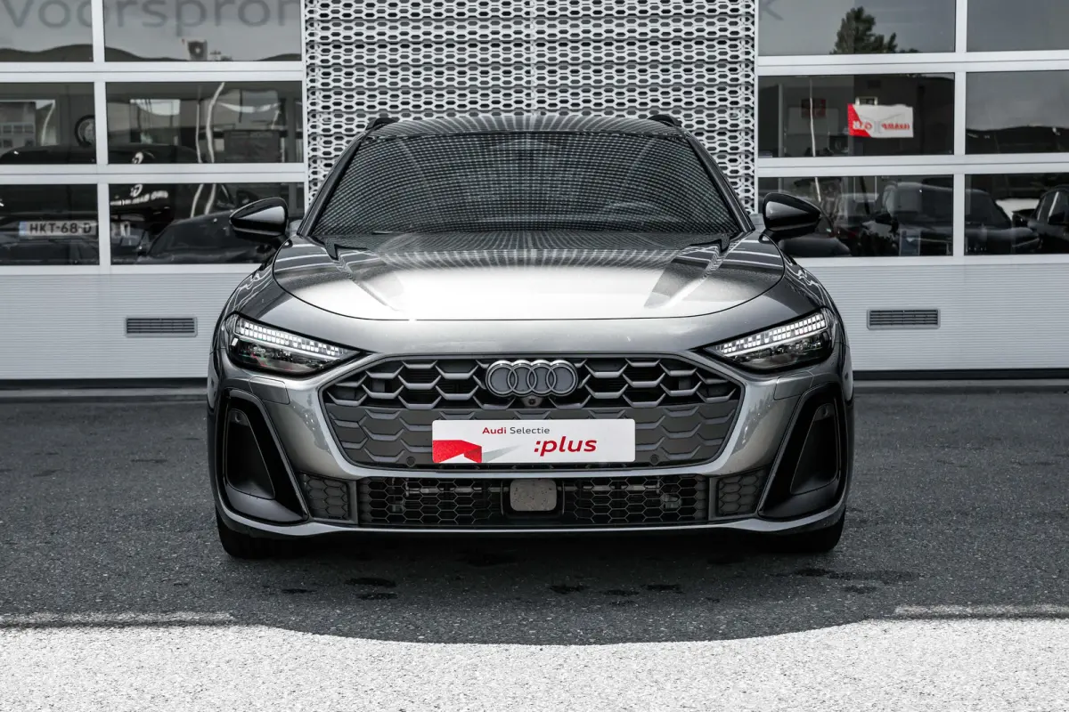 Avant 2.0 quattro S edition | Panoramadak | Sfeerverlichting | 360 Camera | Stoelverwarming |