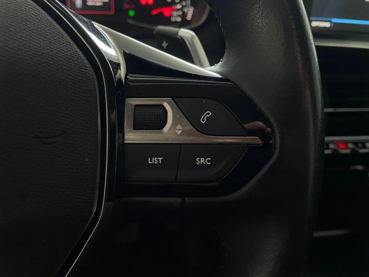 1.2 PureTech Active AUTOMAAT 1EIG ORG NL DEALEROND|360*CAMERA|PARK.ASSIST|LED|CRUISE|CARPLAY|ANDROIDAUTO|