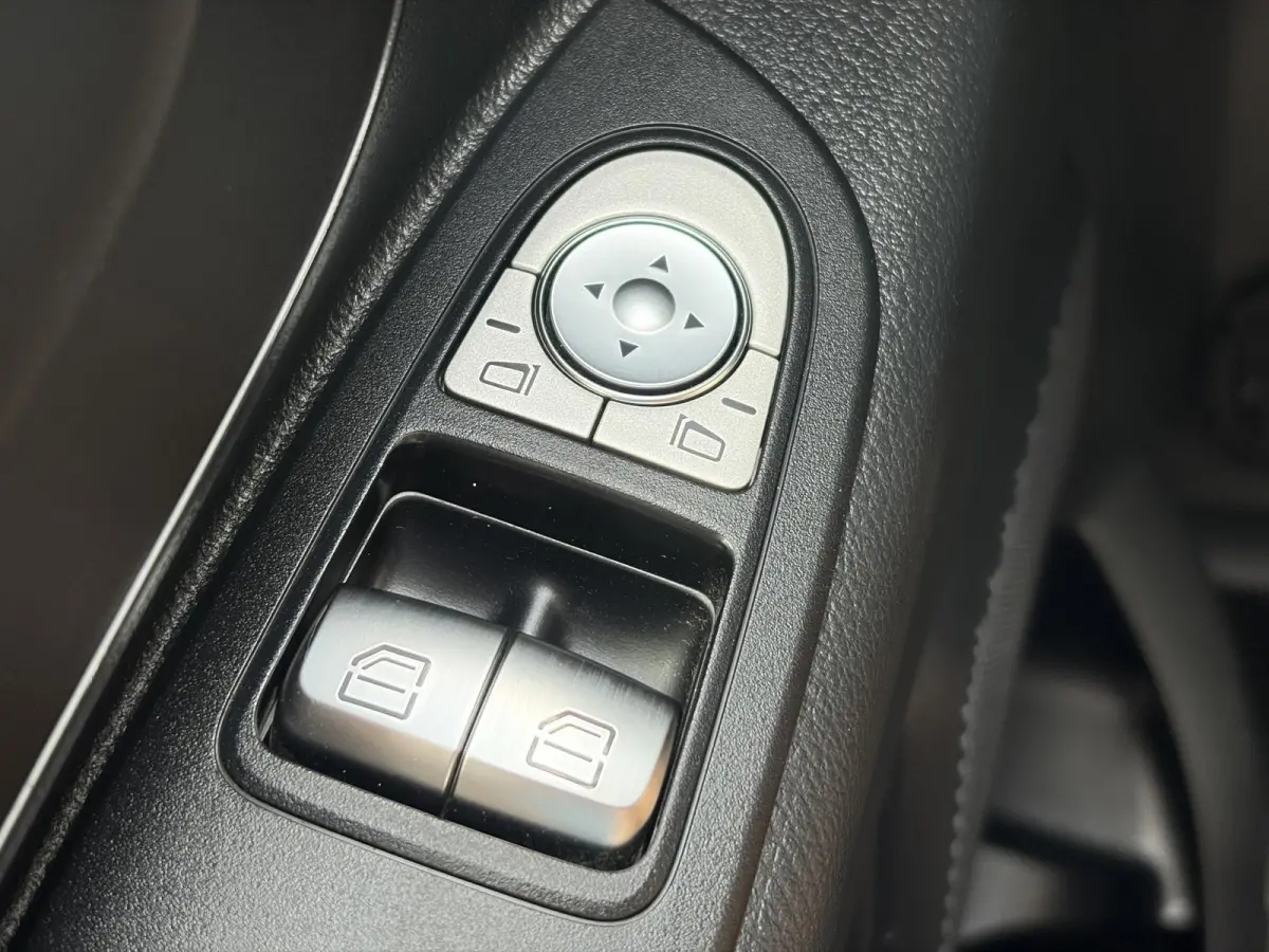 114 CDI*CRUISE*NAVI*HAAK*CAM*OMVORMER*2-P*