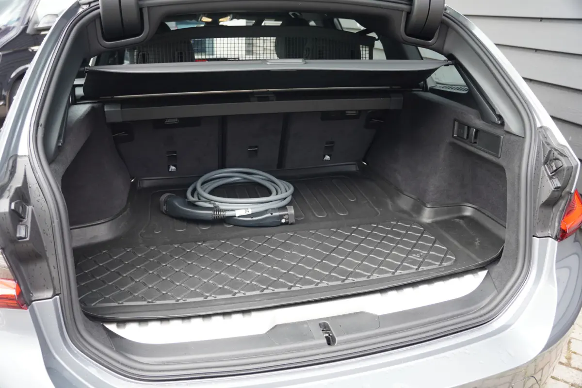 330e - M SPORT - CAMERA - CARPLAY - SHADOWLINE - ADAPT. CRUISE -